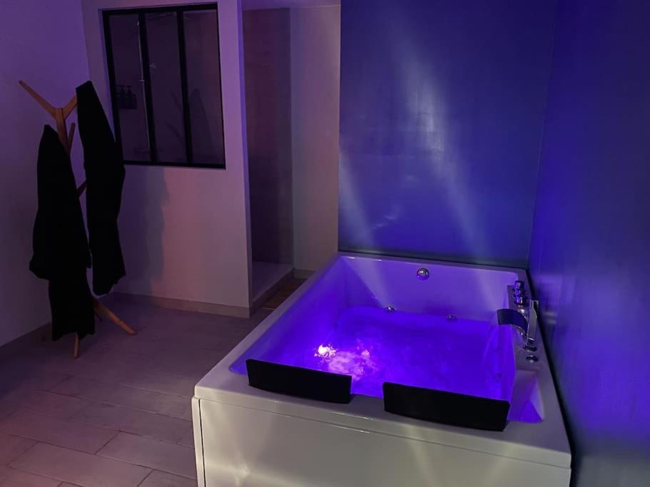 Detente Et Spa Pour Se Ressourcer Bullion Экстерьер фото