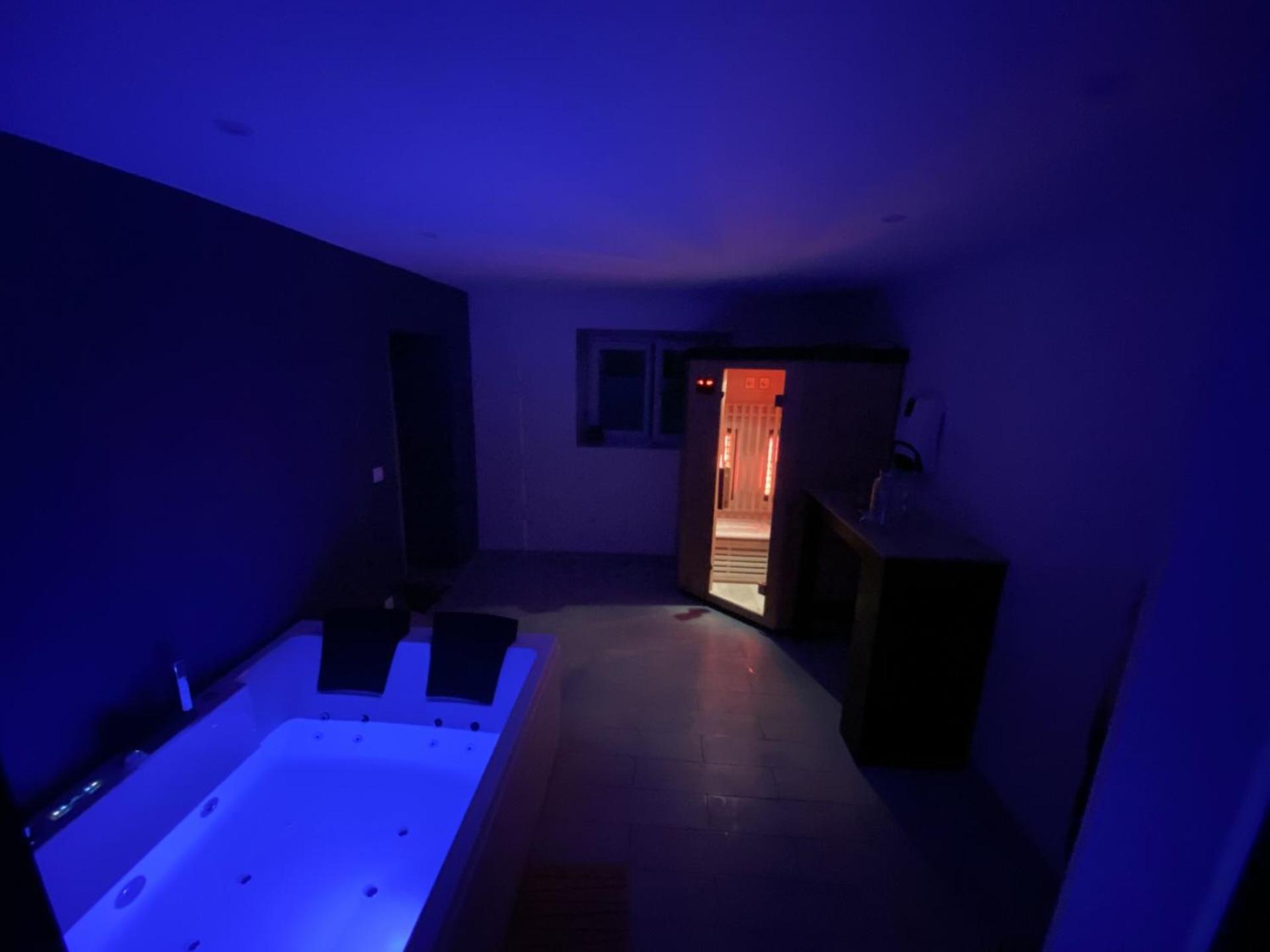 Detente Et Spa Pour Se Ressourcer Bullion Экстерьер фото